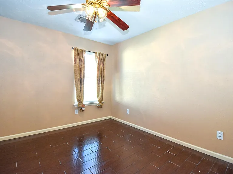 7215 Kransburg Ranch Dr — Photo 18