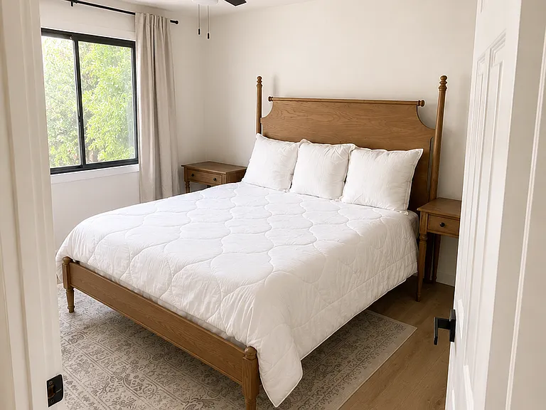 Upstairs Main Bedroom