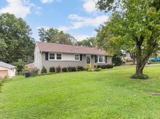 1617 Golf Club Ln, Clarksville, TN 37043