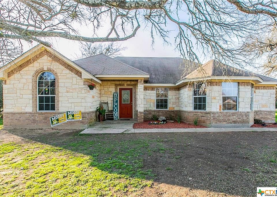 1st image of 107 Shady Oaks