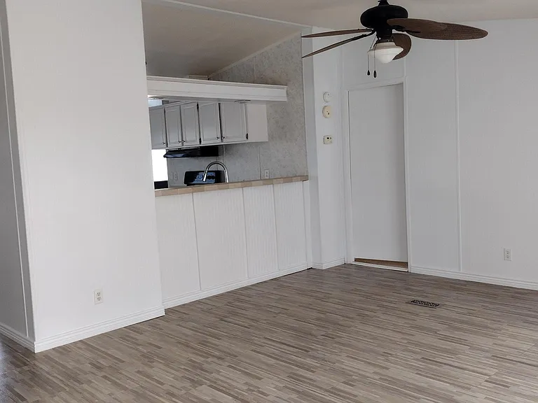 2270 W Bayberry Dr — Photo 6
