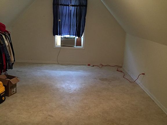 3rd image of 117 Oakleigh Dr