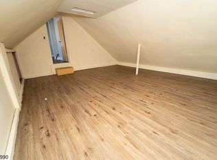 528 E Jersey St FLOOR 2, Elizabethport, NJ 07206