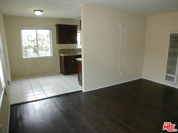 3rd image of 833 N Kingsley Dr APT 1