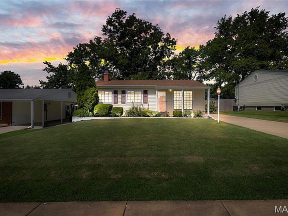 2nd image of 2823 Laurel View Ln