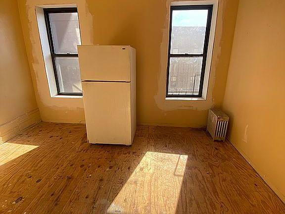 3rd image of 450 Saint Nicholas Ave APT 5C