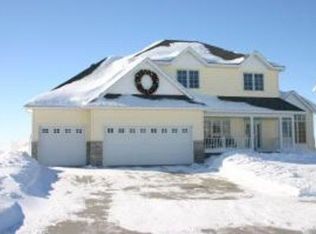 3773 Norman Ct S, Fargo, ND 58104