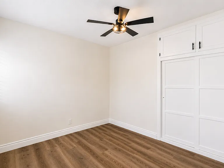 2709 Dore Dr — Photo 3