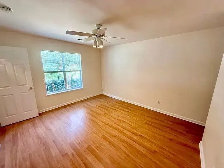 317 Saint Thomas Dr — Photo 11