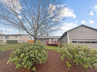 907 N Filbert Ct, Newberg, OR 97132