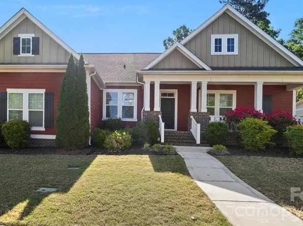 1226 Kings Bottom Dr, Fort Mill, SC 29715