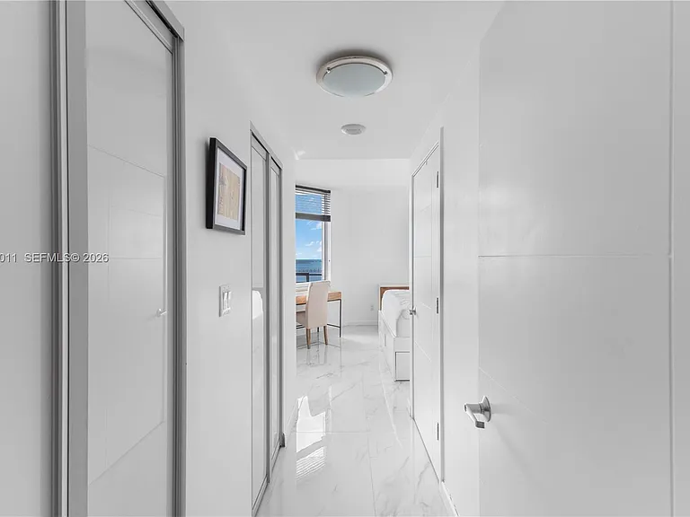 325 Biscayne Blvd #4015 — Photo 18