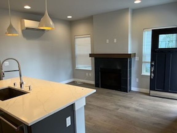 4th image of 22735 SE 14th Ct Unit 7