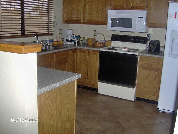 4th image of 465 N Providence Drive
