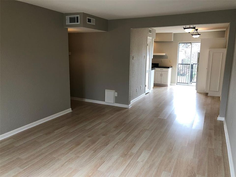 1st image of 3215 Carlisle St APT 218
