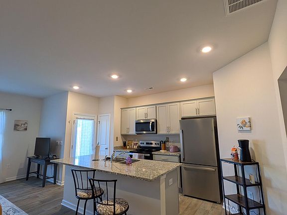 5th image of 1505 Gracie Lane