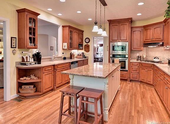 4th image of this home