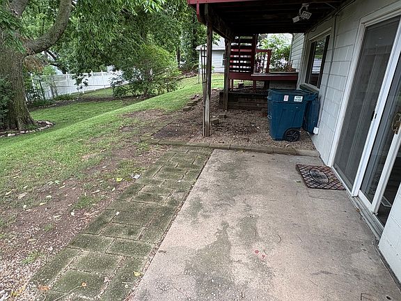 5th image of 3409 N California Ave
