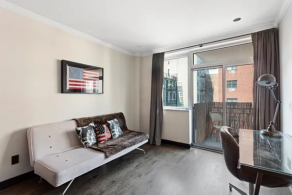 Rented by Douglas Elliman | media 16