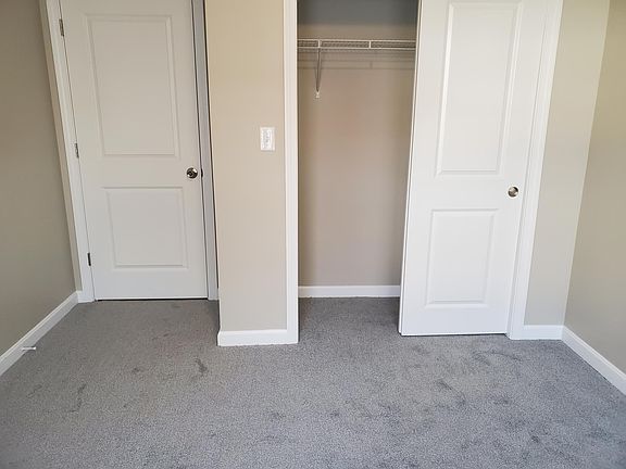 4th image of 14 Cedar St Floor 1