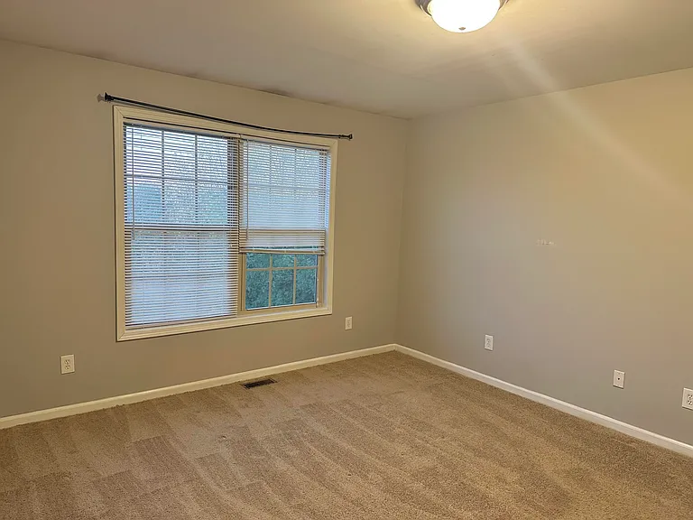 3804 Pinecrest Way — Photo 5