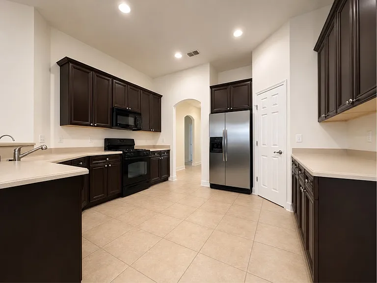5204 Comfort Ct — Photo 10