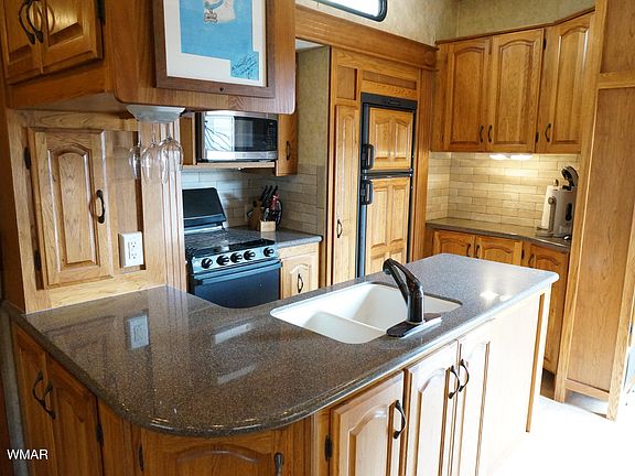 4th image of 8202 Apache Way #423