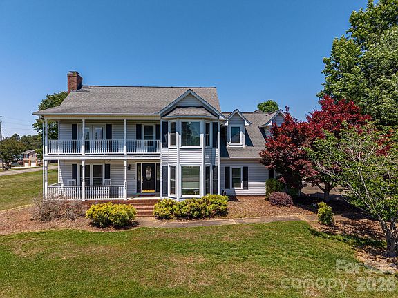 2nd image of 128 Windy Hill Dr
