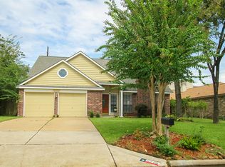 8719 Summit Pines Dr, Humble, TX 77346
