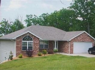 3024 Southwood Hills Rd, Jefferson City, MO 65101