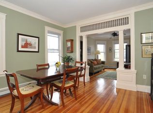 17 Wyvern St #3, Roslindale, MA 02131
