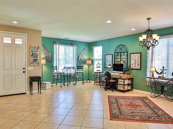 5th image of 10785 Barberry Ct