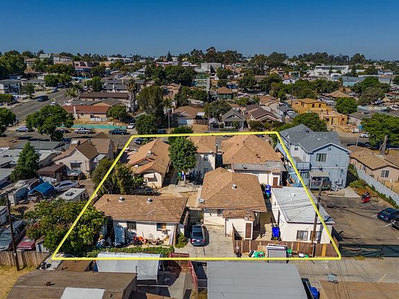 2nd image of 3017 & 3021 J St