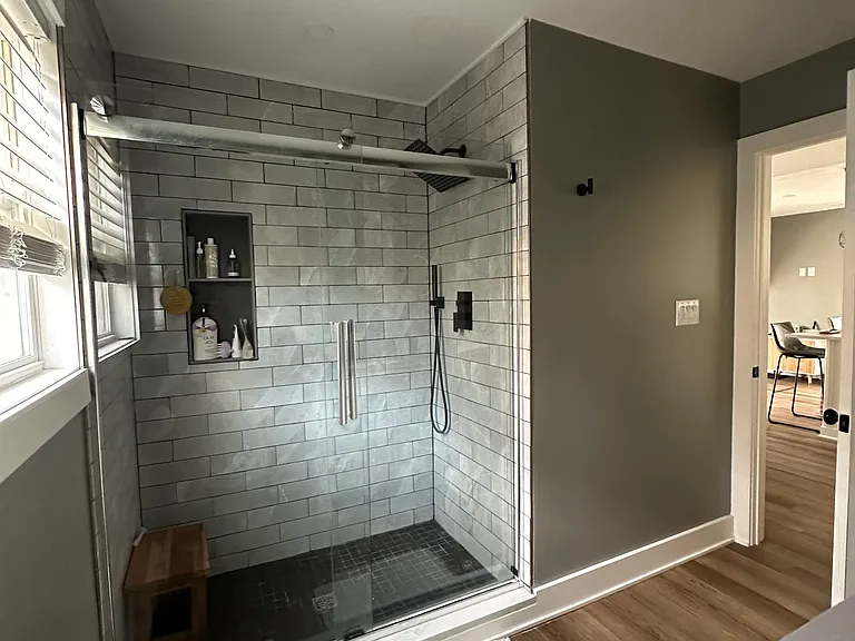 2043 Broadway St — Photo 13