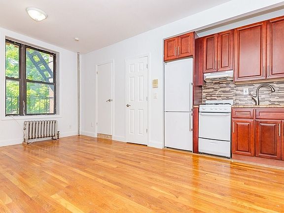 2nd image of 57 Herkimer St #96