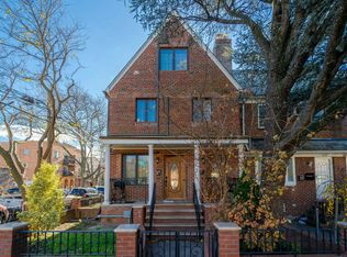 5420 32nd Ave, Woodside, NY 11377