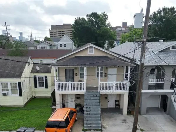 2625 Robert St, New Orleans, LA 70115