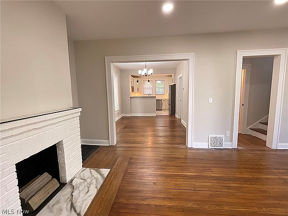 4th image of 741 Chitty Ave