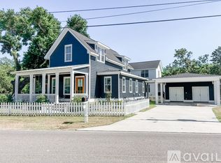 764 E 2nd St, Pass Christian, MS 39571