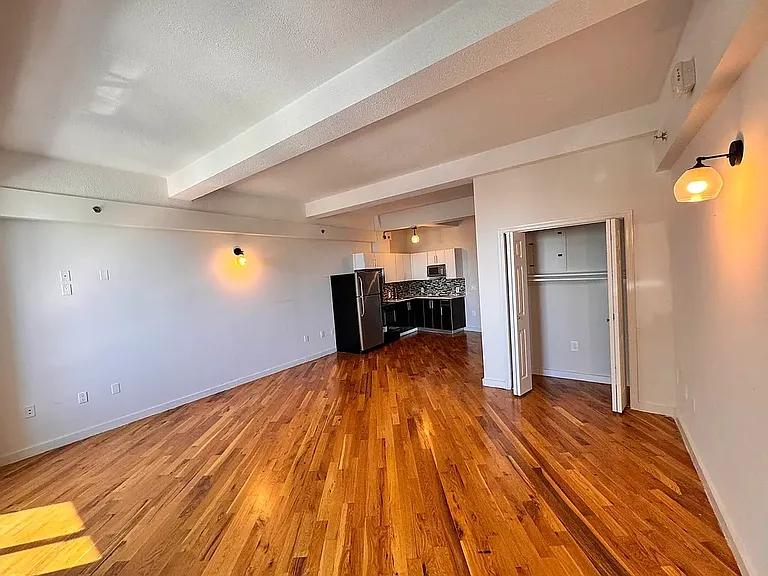 29-28 41st Ave #502 — Photo 3