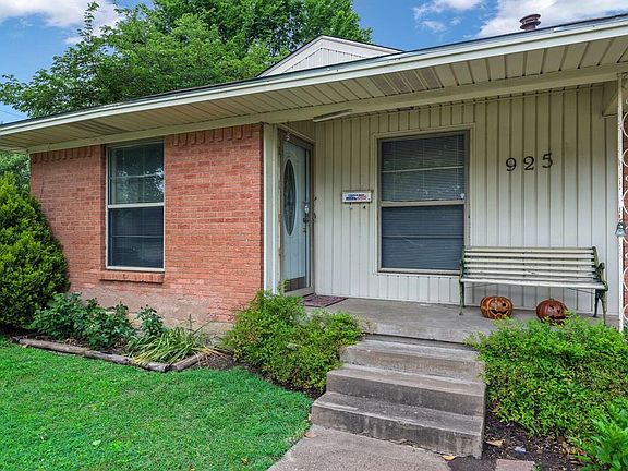 4th image of 925 Alamo Ln