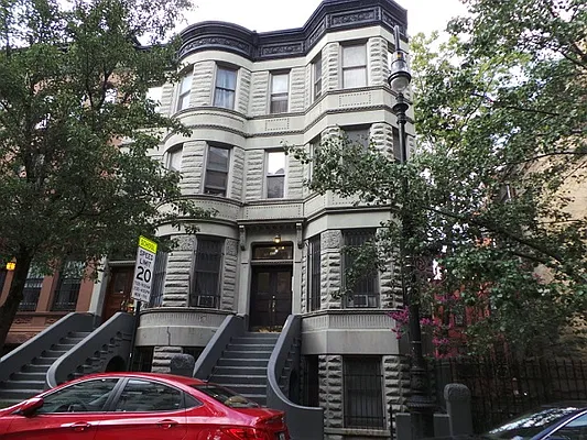 Rented by Perry Associates NYC Inc | media 1