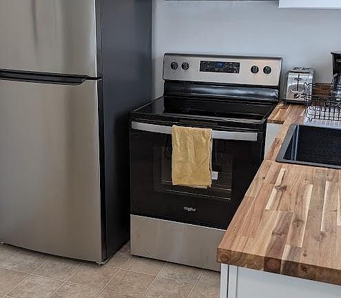 5th image of 14342 Lenora Pl N #14342
