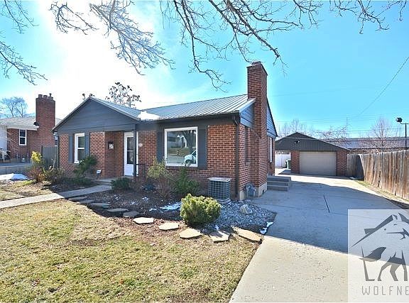 2nd image of 2512 E Simpson Ave