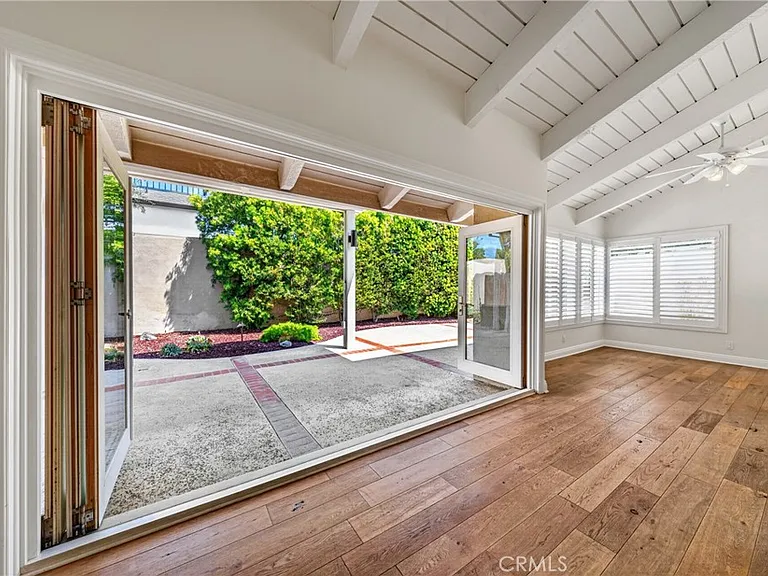 23291 Downland Rd — Photo 27
