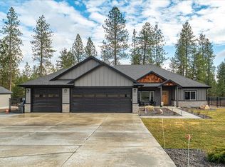 4212 E Molly Jean Ln, Chattaroy, WA 99003