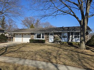 1828 Cannon Ct, Schaumburg, IL 60193