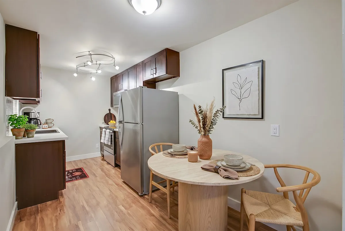Building Photo - Westwood Vista
