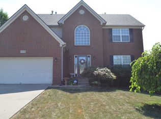 4712 Bay Cove Ct, Louisville, KY 40245