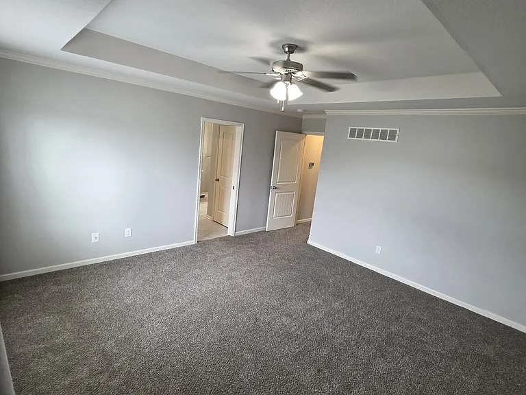1001 SW Arborfair Dr — Photo 15